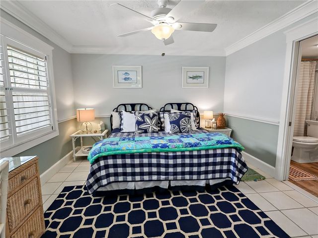 800 Coquina Lane 103, Vero Beach, FL 32963