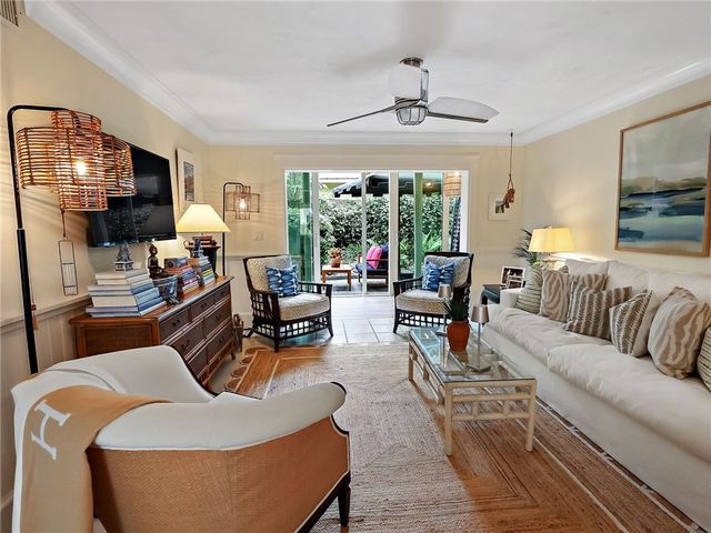 800 Coquina Lane 103, Vero Beach, FL 32963