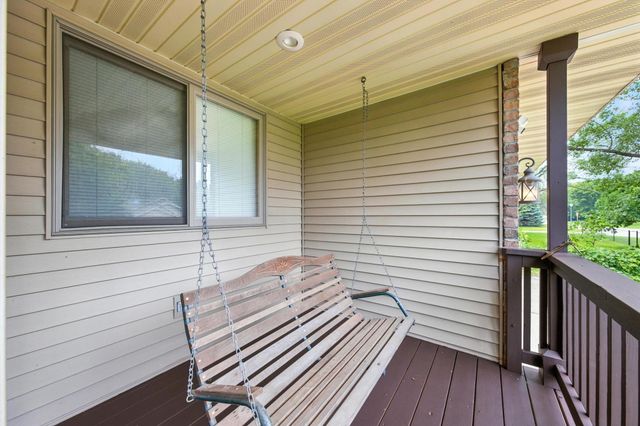 2710 91st Avenue NE, Blaine, MN 55449