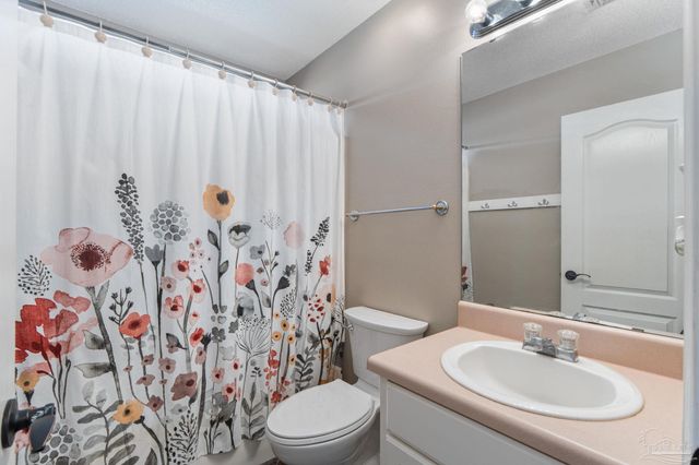 5087 Terra Lake Cir, Pensacola, FL 32507