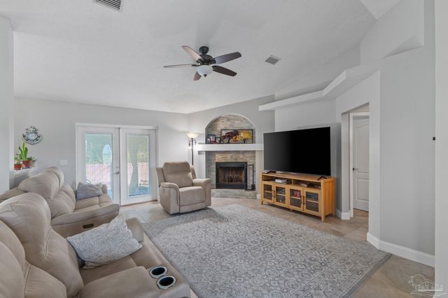 5087 Terra Lake Cir, Pensacola, FL 32507