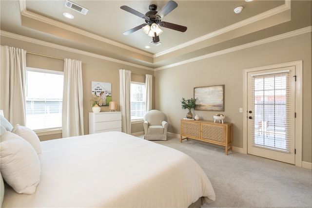 3917 W Mountain View Drive, Fayetteville, AR 72704