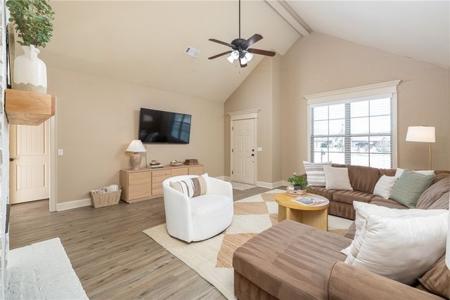 3917 W Mountain View Drive, Fayetteville, AR 72704