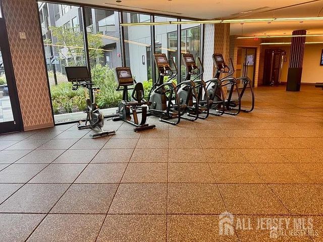 911 District Blvd Road, East Brunswick, NJ 08816