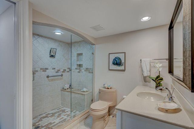 5550 N Ocean Drive 3c, Riviera Beach, FL 33404