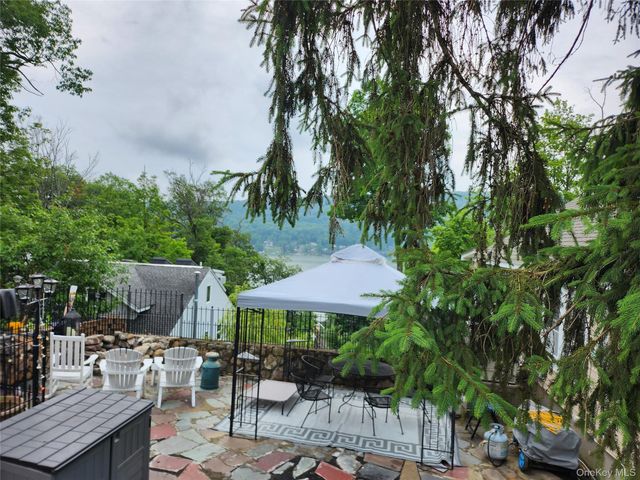 56 Indian Trail, Greenwood Lake, NY 10925