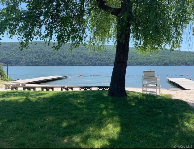 56 Indian Trail, Greenwood Lake, NY 10925