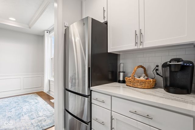 3863 Sugar Pine Lane, Zionsville, IN 46077