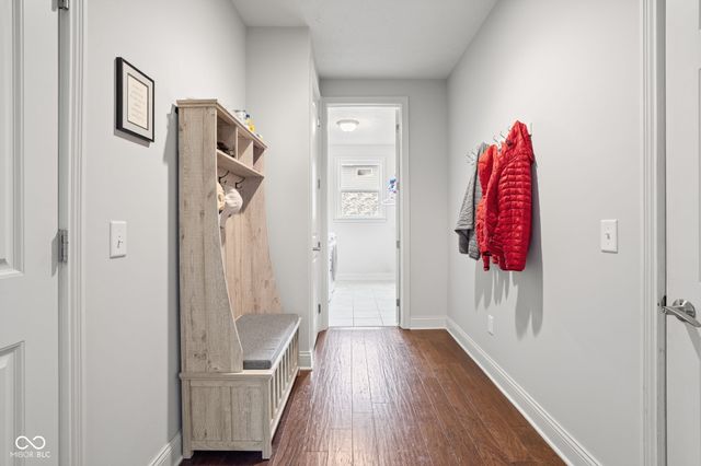 3863 Sugar Pine Lane, Zionsville, IN 46077