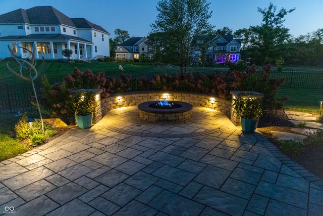 3863 Sugar Pine Lane, Zionsville, IN 46077