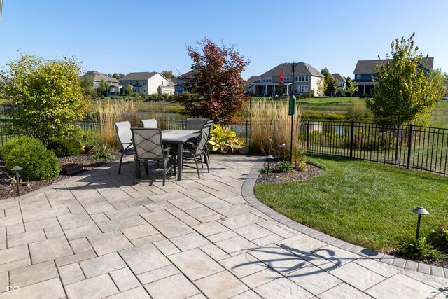 3863 Sugar Pine Lane, Zionsville, IN 46077