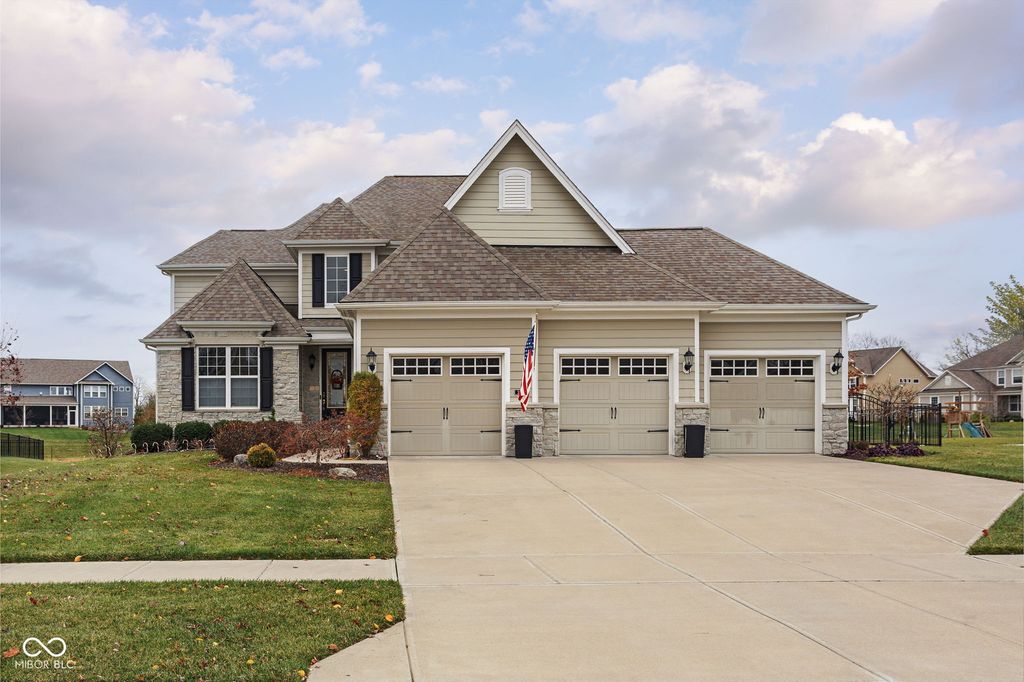 3863 Sugar Pine Lane, Zionsville, IN 46077