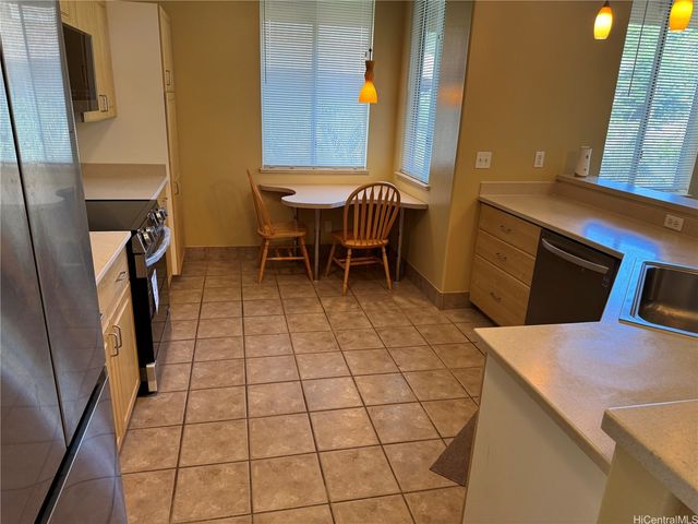 95-944 Wikao Street D301, Mililani, HI 96789