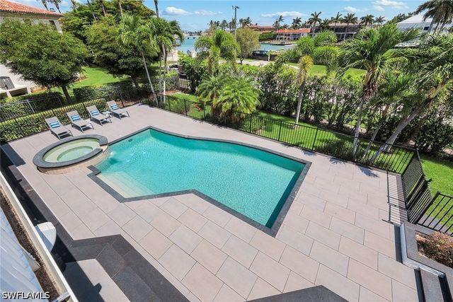 1578 S Barfield CT, Marco Island, FL 34145