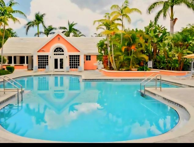 1050 CRYSTAL Way K, Delray Beach, FL 33444