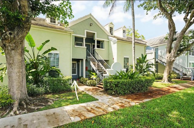 1050 CRYSTAL Way K, Delray Beach, FL 33444