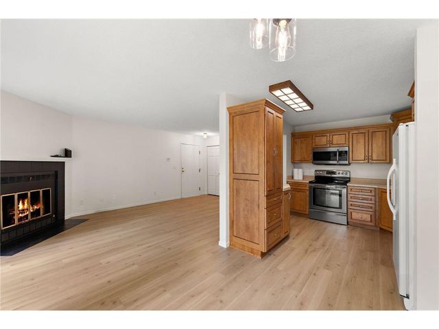 14349 Fairway Drive, Eden Prairie, MN 55344