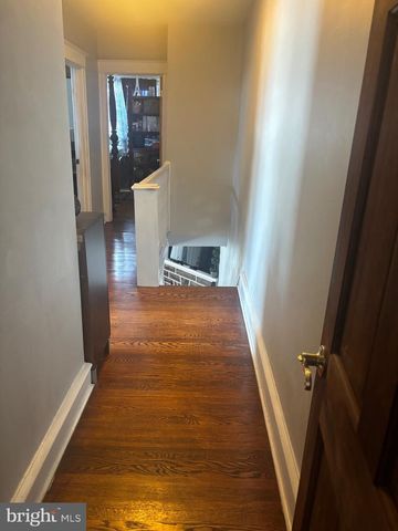 800 CONNELL AVE, Lansdowne, PA 19050