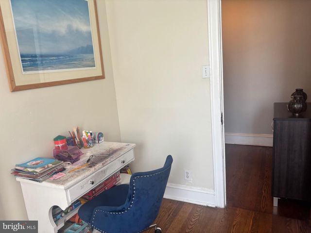 800 CONNELL AVE, Lansdowne, PA 19050