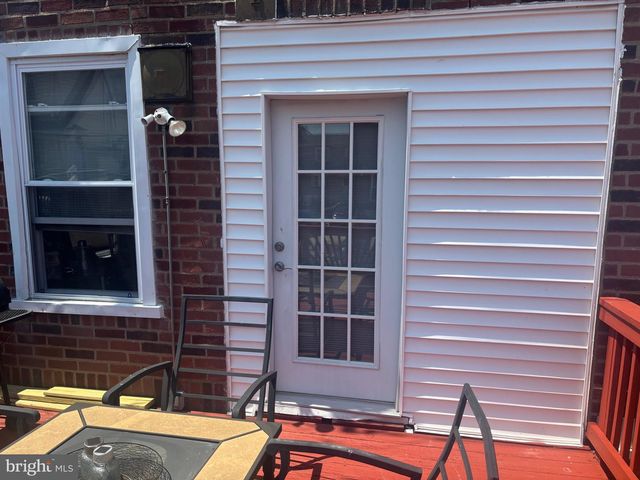 800 CONNELL AVE, Lansdowne, PA 19050