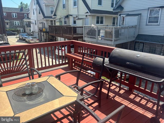 800 CONNELL AVE, Lansdowne, PA 19050