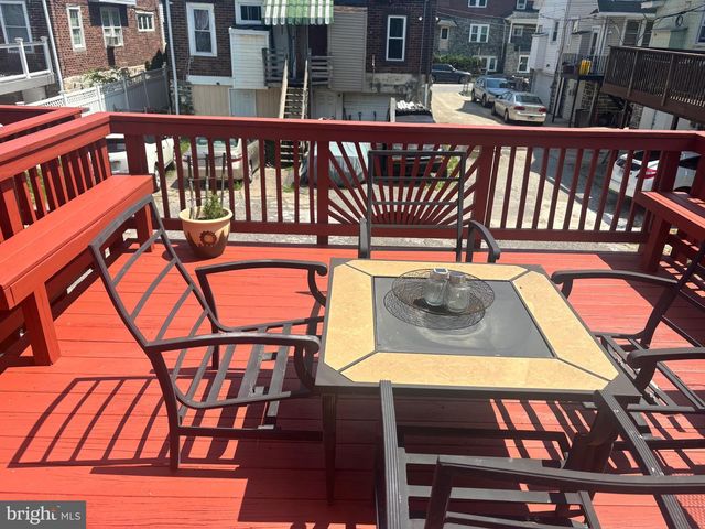 800 CONNELL AVE, Lansdowne, PA 19050