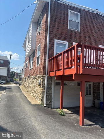 800 CONNELL AVE, Lansdowne, PA 19050