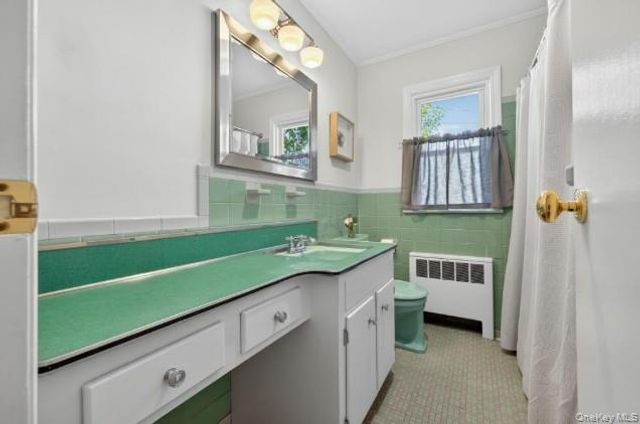 372 N Hickory Street, Massapequa, NY 11758