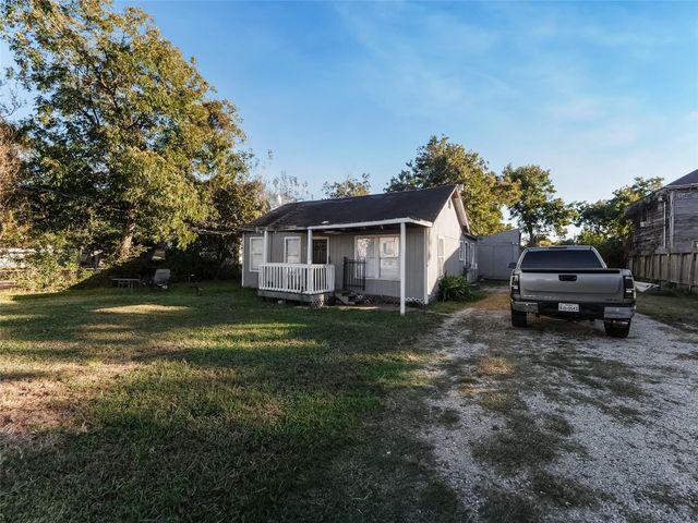 1017 Lakin Avenue, Pasadena, TX 77506