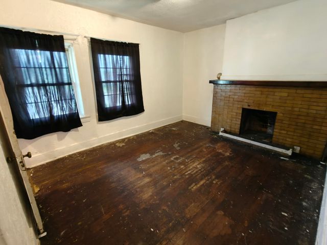 701 Tyler Street, Gary, IN 46402