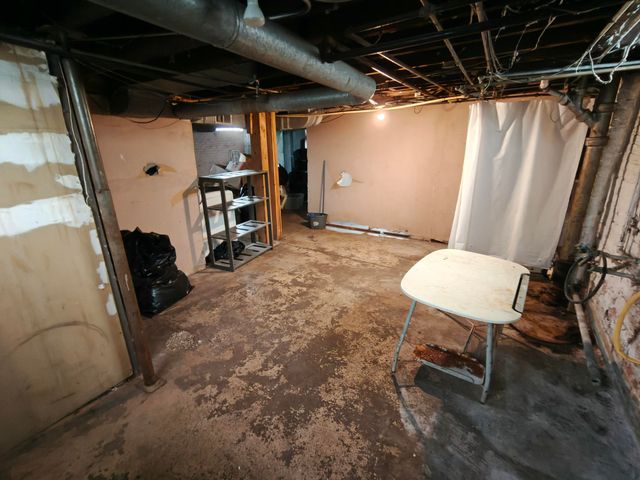 701 Tyler Street, Gary, IN 46402