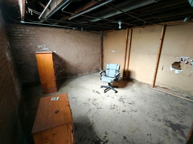 701 Tyler Street, Gary, IN 46402