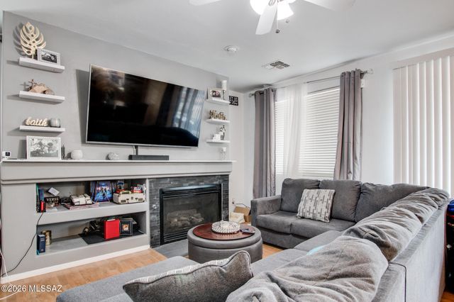 6386 S Cowpoke Drive, Tucson, AZ 85757