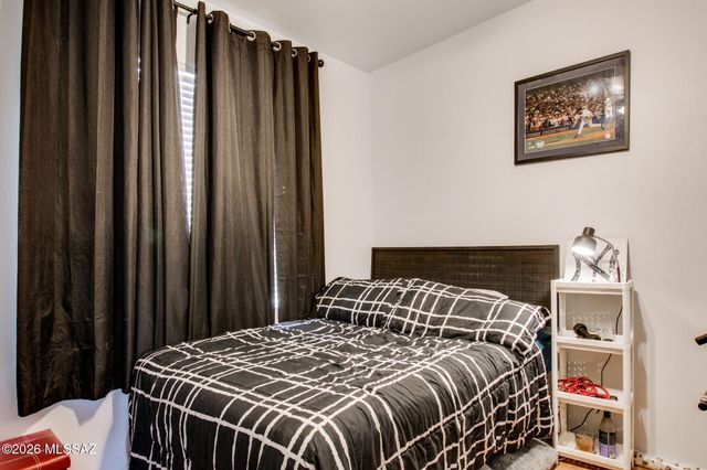 6386 S Cowpoke Drive, Tucson, AZ 85757