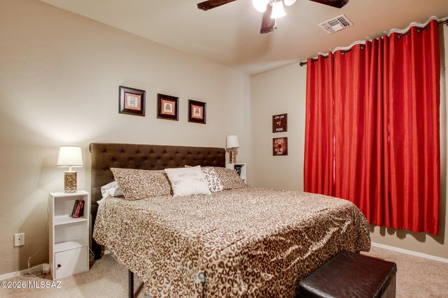 6386 S Cowpoke Drive, Tucson, AZ 85757