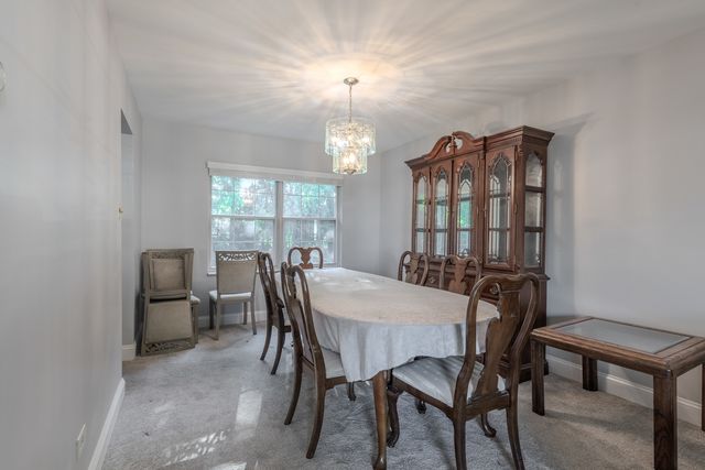 19825 S Farmington Lane, Frankfort, IL 60423