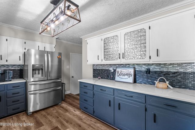 259 Colonial Dr, Mt Washington, KY 40047