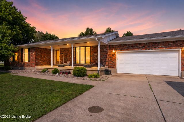 259 Colonial Dr, Mt Washington, KY 40047