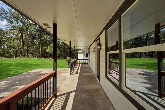 18839 Mink Lake Drive, Magnolia, TX 77355
