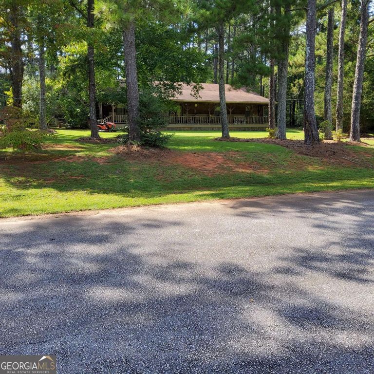 40 New Salem Drive, Mcdonough, GA 30253
