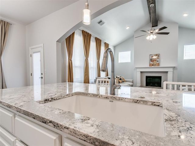 821 Mount Irving Way, Norman, OK 73071