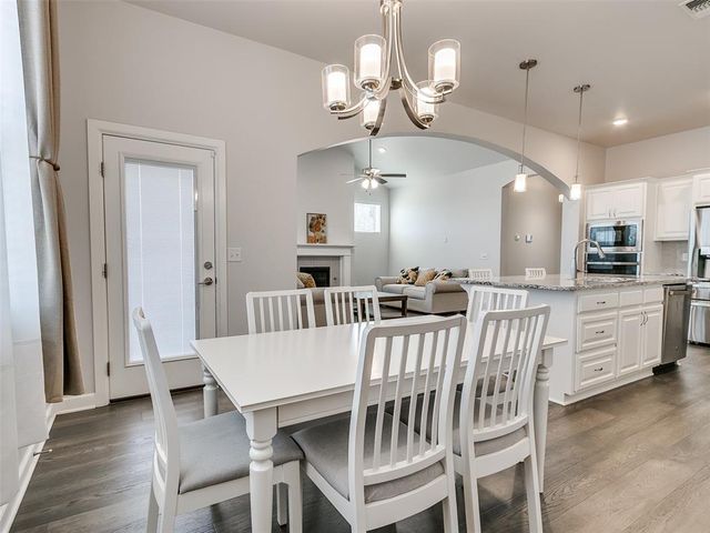 821 Mount Irving Way, Norman, OK 73071