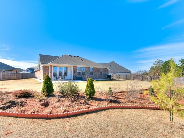 821 Mount Irving Way, Norman, OK 73071