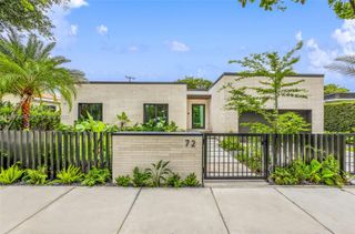 72 W Shore Dr W, Miami, FL 33133