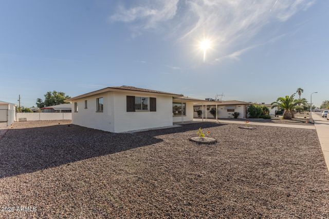 5325 E DES MOINES Street, Mesa, AZ 85205