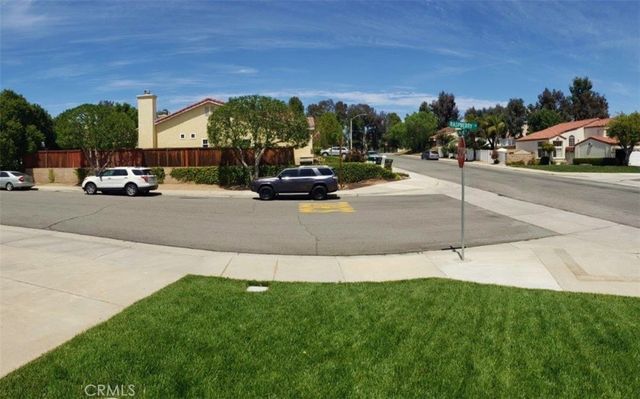 22547 Raspberry Lane, Wildomar, CA 92595