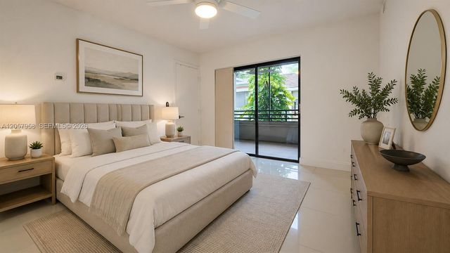 9850 NW 3rd Court 2, Plantation, FL 33324