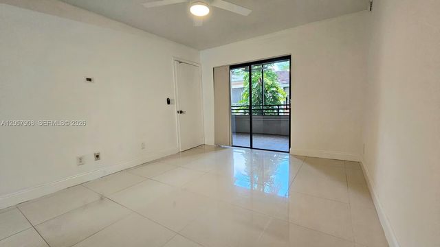 9850 NW 3rd Court 2, Plantation, FL 33324