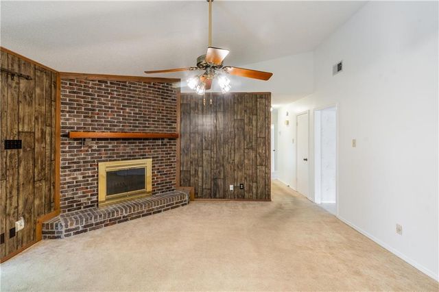 9751 Pine Knoll Road, Mobile, AL 36608