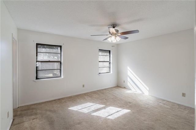 9751 Pine Knoll Road, Mobile, AL 36608